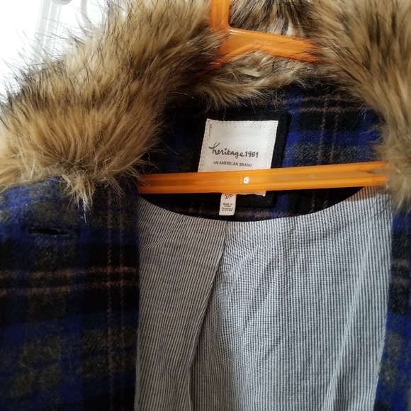 Jacket - Picture 7 of 8